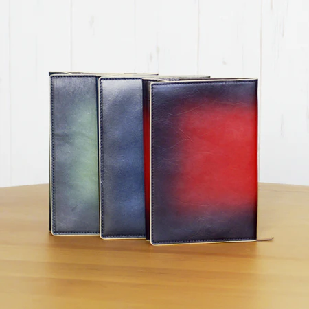 グラデーションレザーブックカバー[文庫]